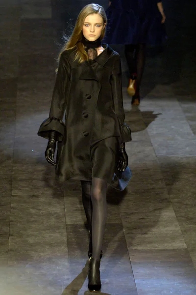 Look 48